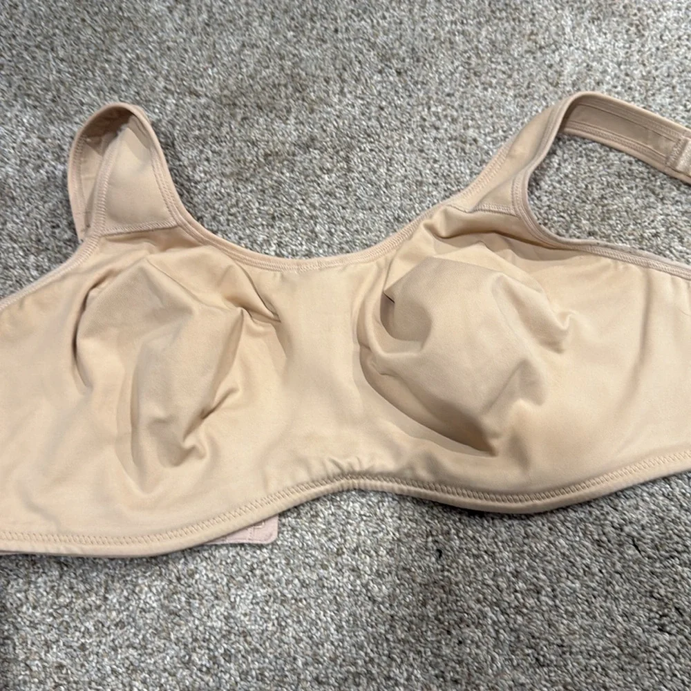 Bras - Picture 3 of 6